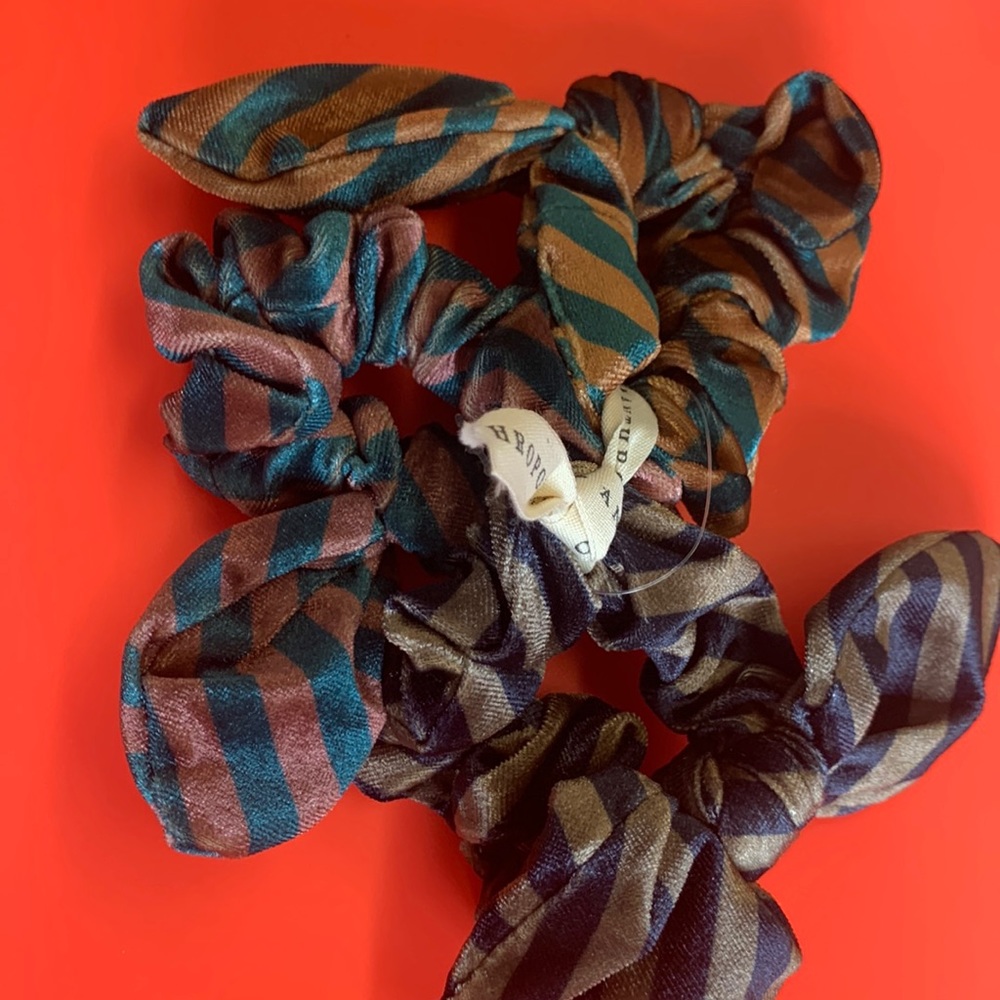 Anthropologie 3 bow pony tail wraps